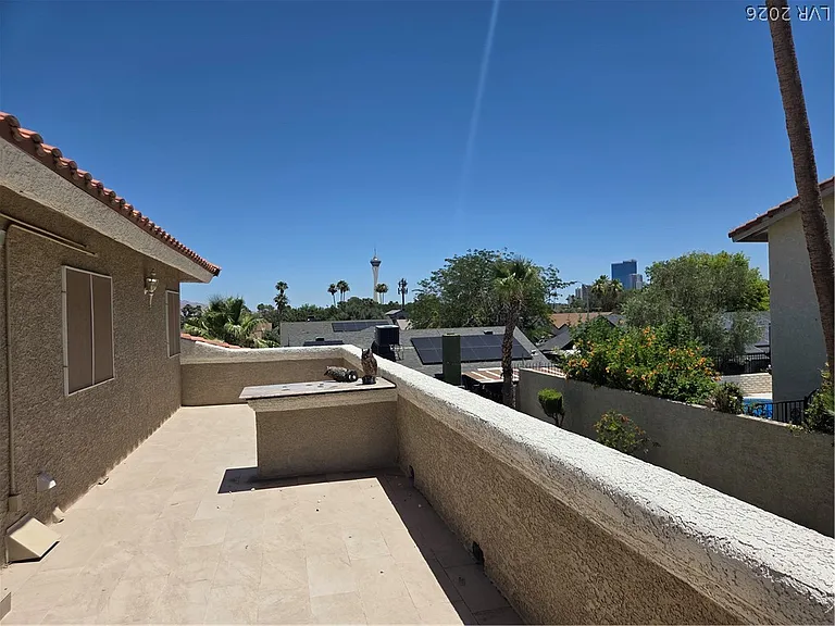3013 W Oakey Blvd — Photo 15