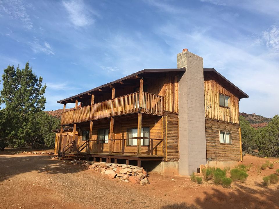 1st image of 819 W Grand Canyon Dr