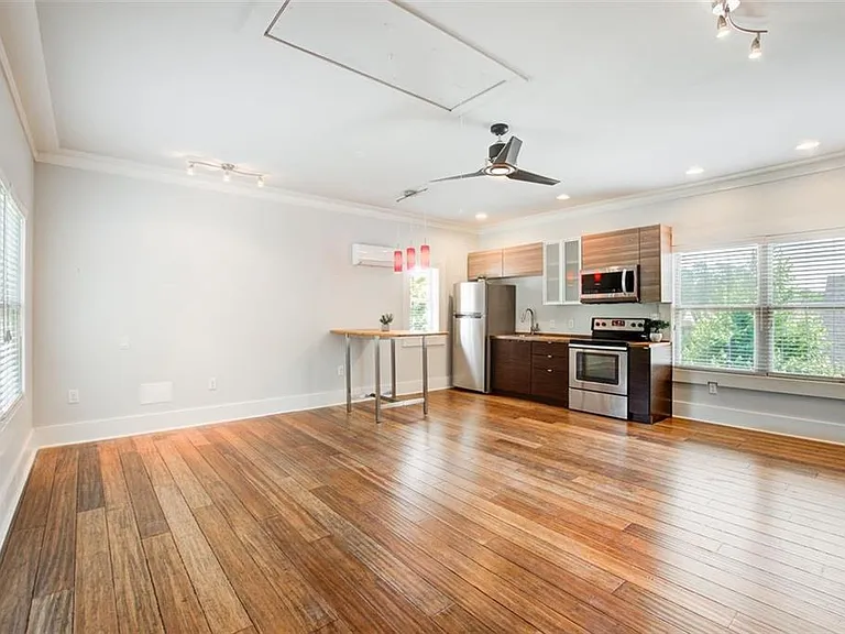 2058 Westwood Rd SE — Photo 1
