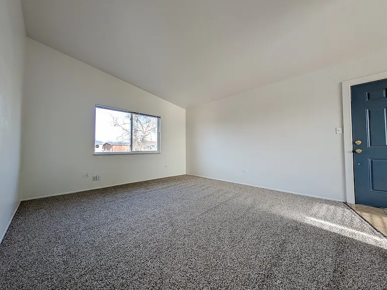2956 Eliot Cir #2 — Photo 10