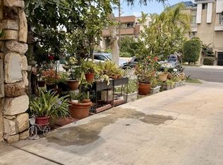 4848 Elmwood Ave APT 3, Los Angeles, CA 90004