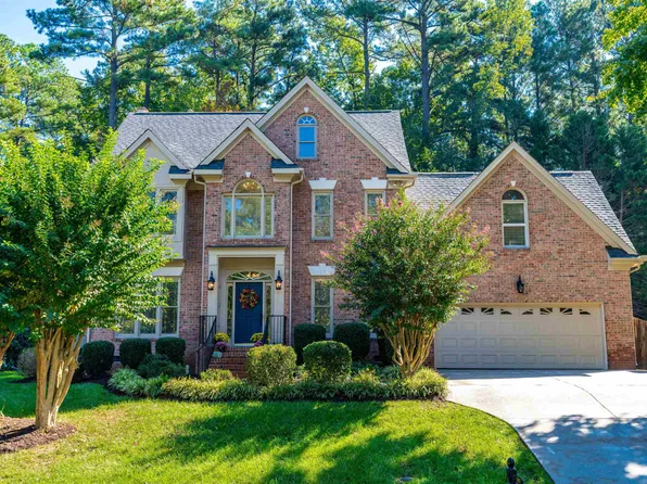 307 Camden Branch Dr, Cary, NC 27518