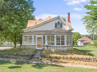 2330 S 16th St, Saint Joseph, MO 64503