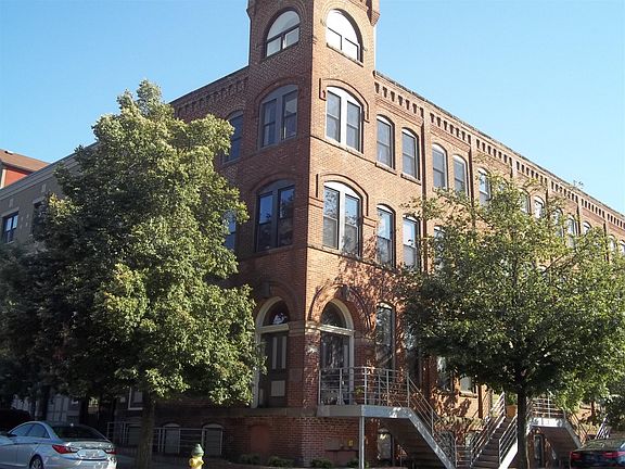 3rd image of 54-60 McWhorter St #2BX