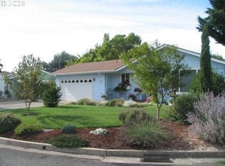 2052 Bel Air Ct, Roseburg, OR