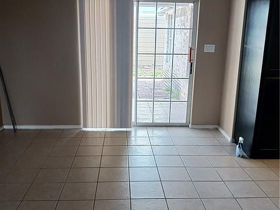 5th image of 2625 Quamasia Ave