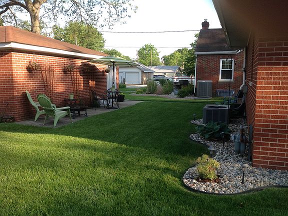 2nd image of 1813 Cypress St