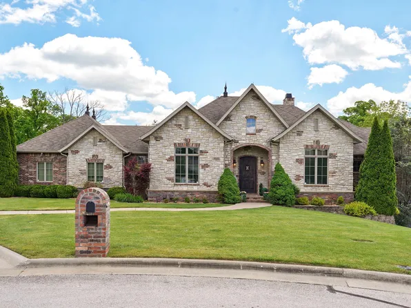 4682 E Stonebrook Court, Springfield, MO 65809