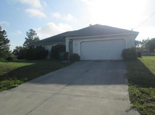 3705 NE 23rd Pl, Cape Coral, FL 33909