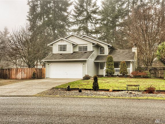 2nd image of 8321 Lake Forest Dr SE