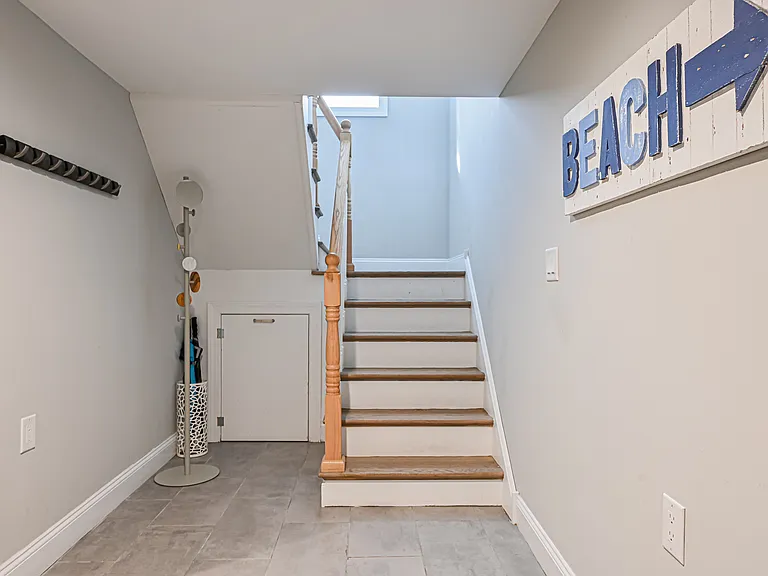 140 S Bartram Ave — Photo 89