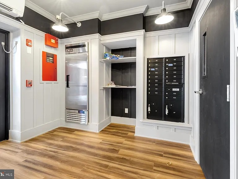 1935 E Hazzard St #304 — Photo 16