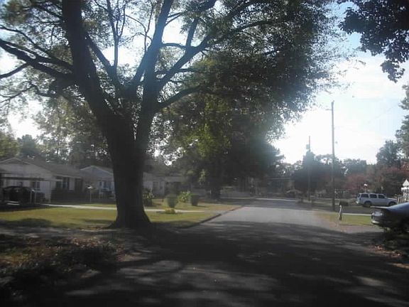 2nd image of 2513 Elderberry Dr