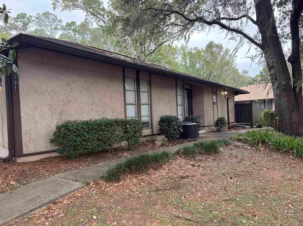 201 Westwood Dr Unit 201, Tallahassee, FL 32304