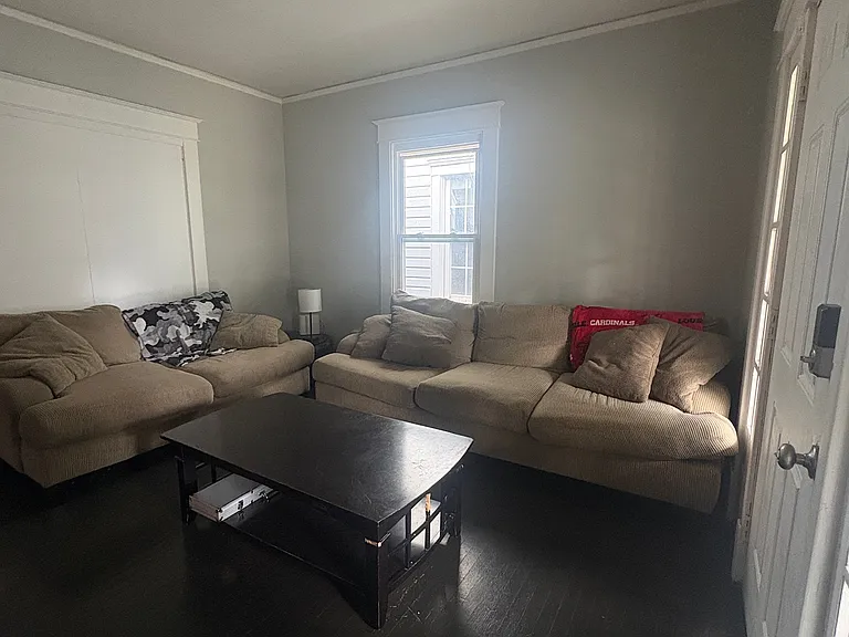 1632 S Preston St — Photo 4