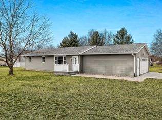 N7177 Oak St, Holmen, WI 54636