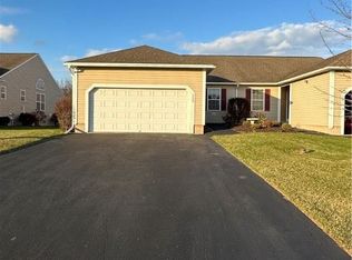 5069 Betsy Ross Way, Liverpool, NY