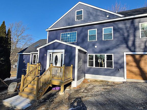 3rd image of 27 Walden Pond Ave