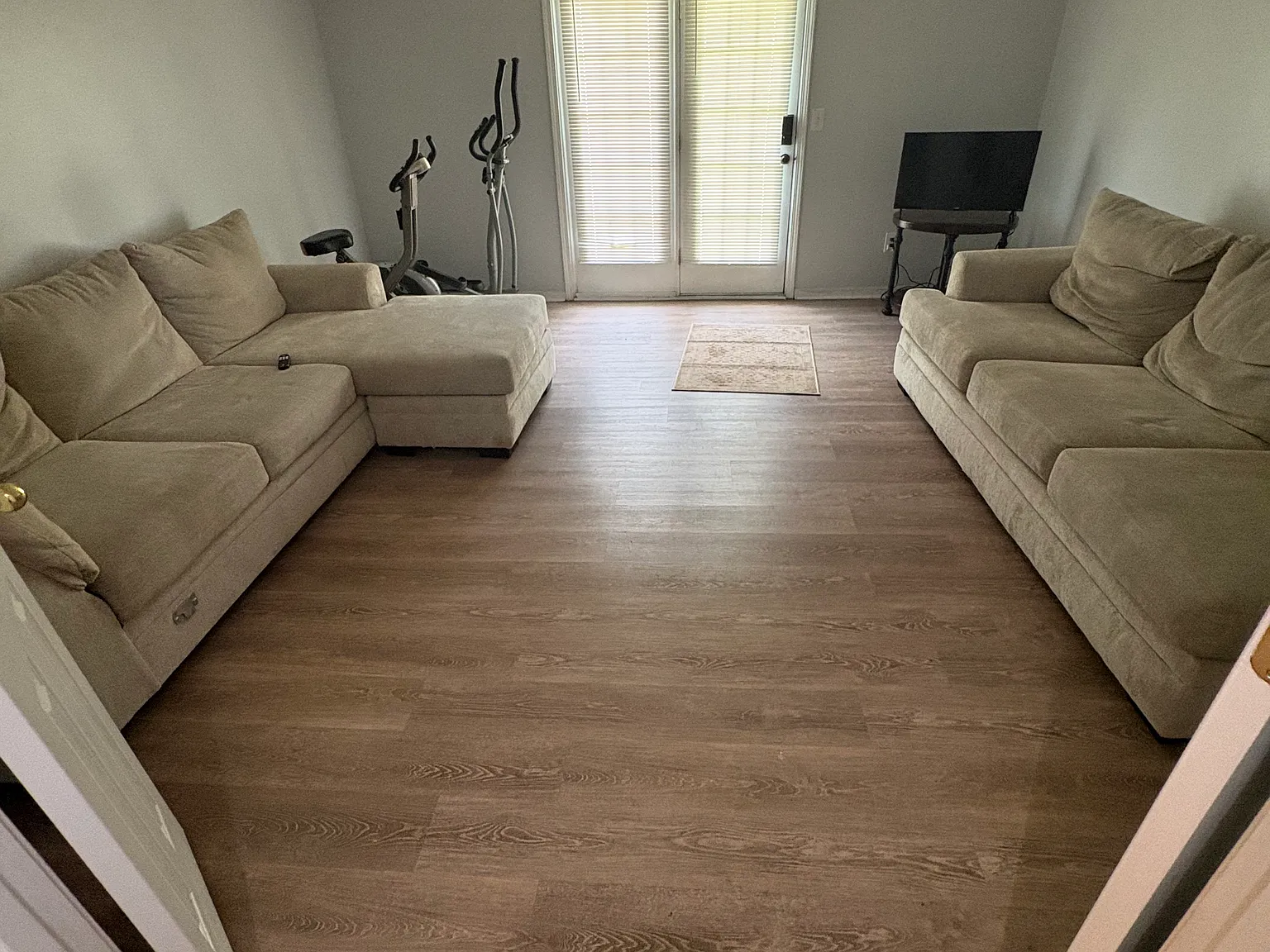 Studio, 700 sqft, $1,100 — Photo 4