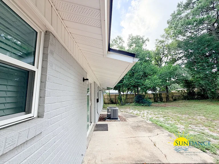 234 Deluna Rd — Photo 20