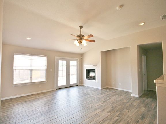 3rd image of 2105 Hali Ln