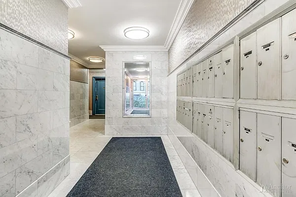 Rented by Anchor Associates | media 15
