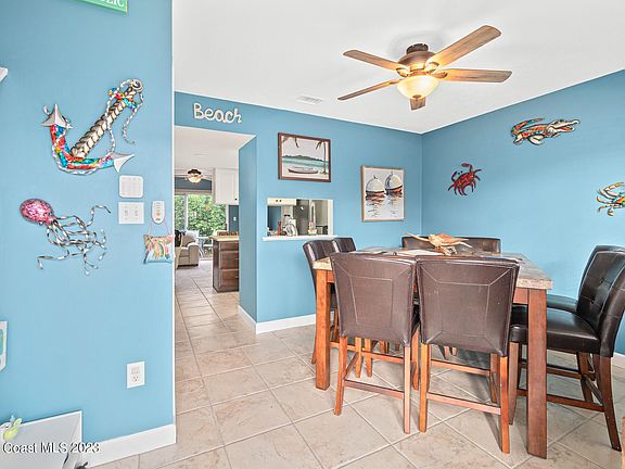 2nd image of 527 Seaport Blvd #527