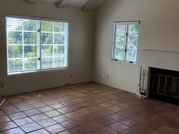 2nd image of 1112 Laguna St