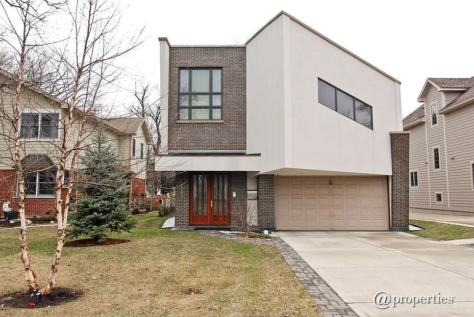 1565 Harding Rd photo 1