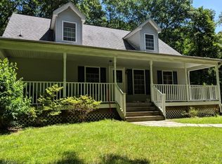 8 Starlite Hill Rd, Columbia, NJ 07832