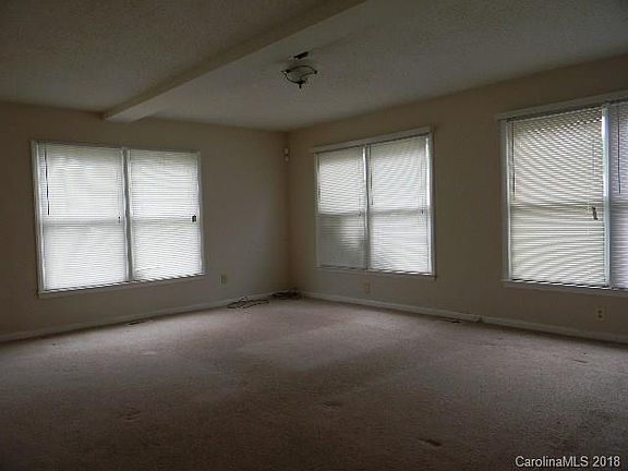 5th image of 432 N Lackey St