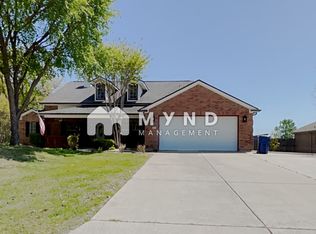 819 S Sherry Ln #S, Aubrey, TX 76227