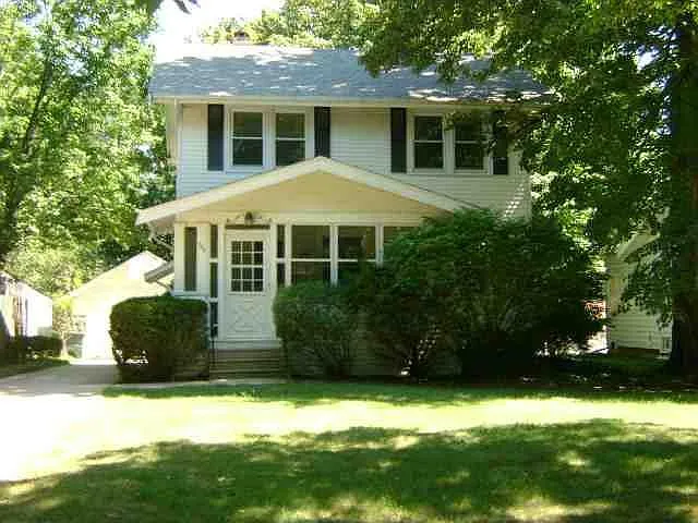 708 Normal Ave photo 1