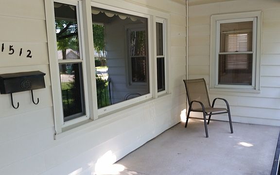 2nd image of 1512 Hosmer St