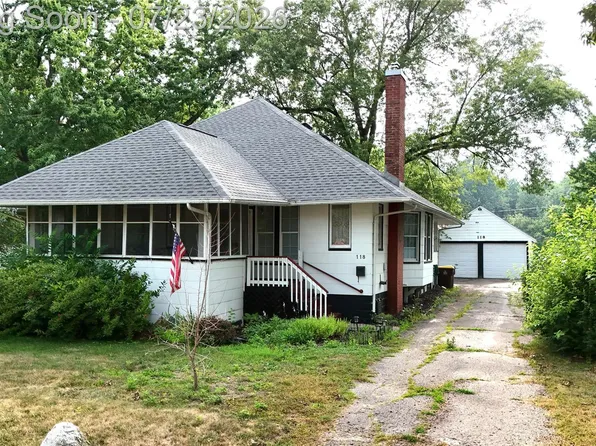 118 Commercial St, Chesaning, MI 48616