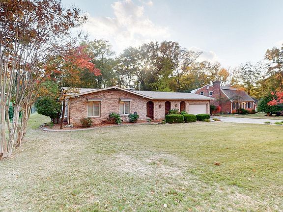 2nd image of 41 Martin Cir