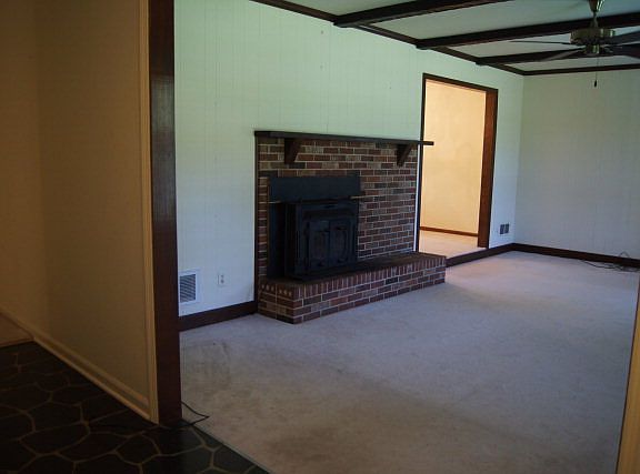 3rd image of 210 Lillian Sims Dr