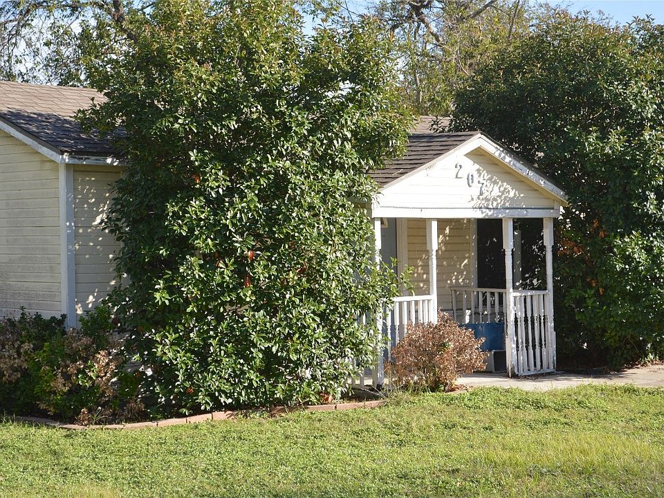 1st image of 207 San Angelo Ave