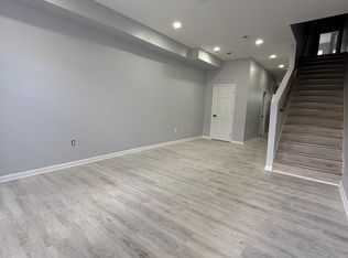 1806 N Mount St, Baltimore, MD 21217