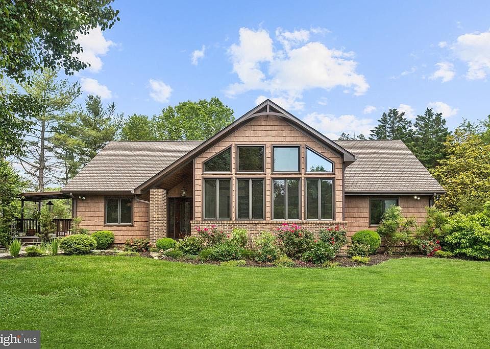 1st image of 3435 Kings Retreat Ct