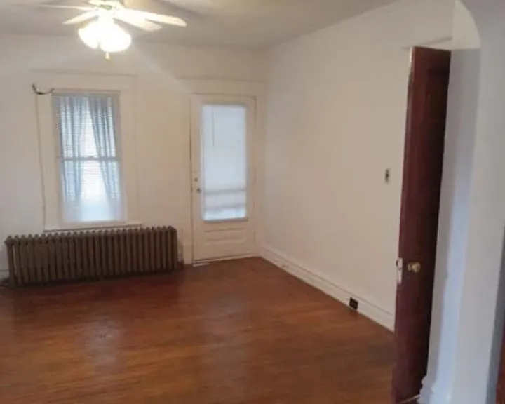 827 Geneva Ave SE #2 — Photo 31