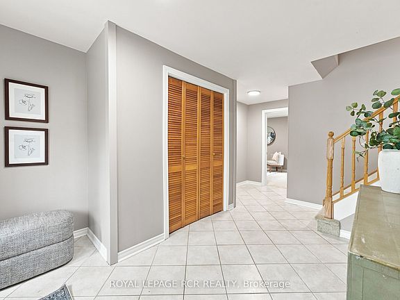 5th image of 101 Hill Dr
