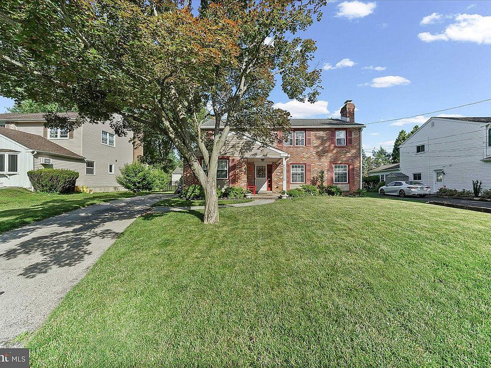 1st image of 513 Beatty Rd