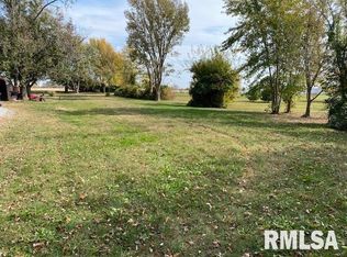 20 Bryden Ave, Vergennes, IL 62994