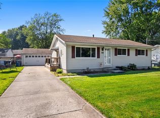 742 W Shore Blvd, Sheffield Lake, OH 44054