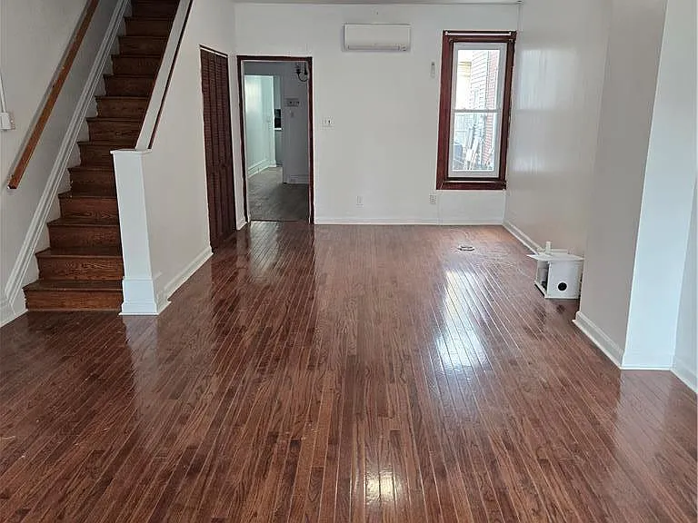 138 S 14th St — Photo 10