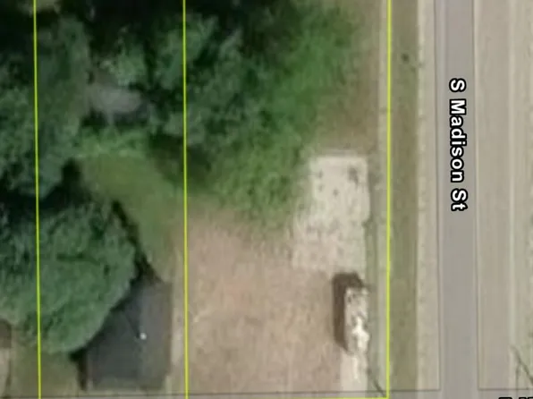 621 E Melendy St, Ludington, MI 49431