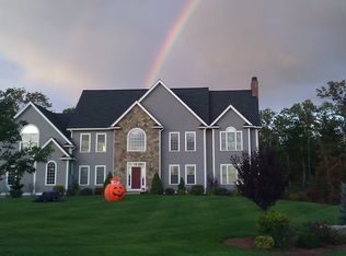 18 Burnham Rd, Windham, NH 03087