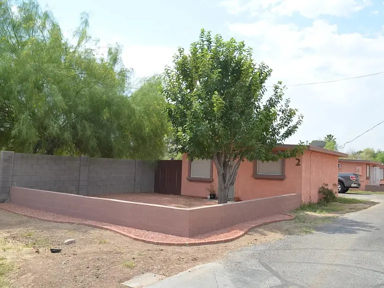 6445 W Maryland Ave — Photo 26