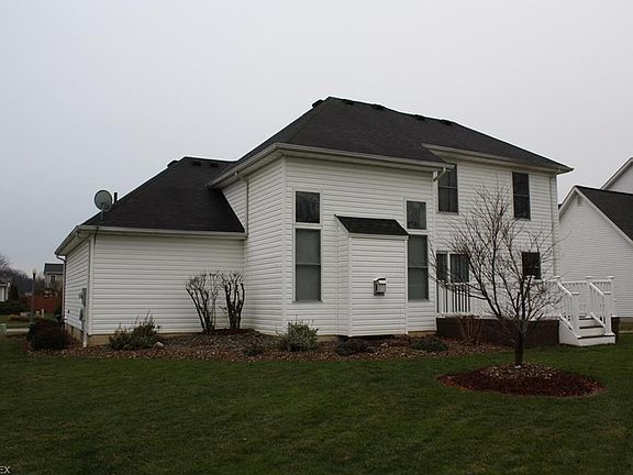 3rd image of 317 Pemberton Dr